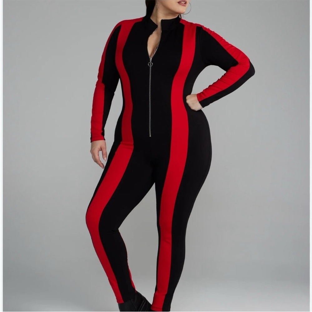 SOLD NWT Fashion to Figure Black and Red Zipper Plus Jumpsuit; 2X or 18/20 - Picture 1 of 8